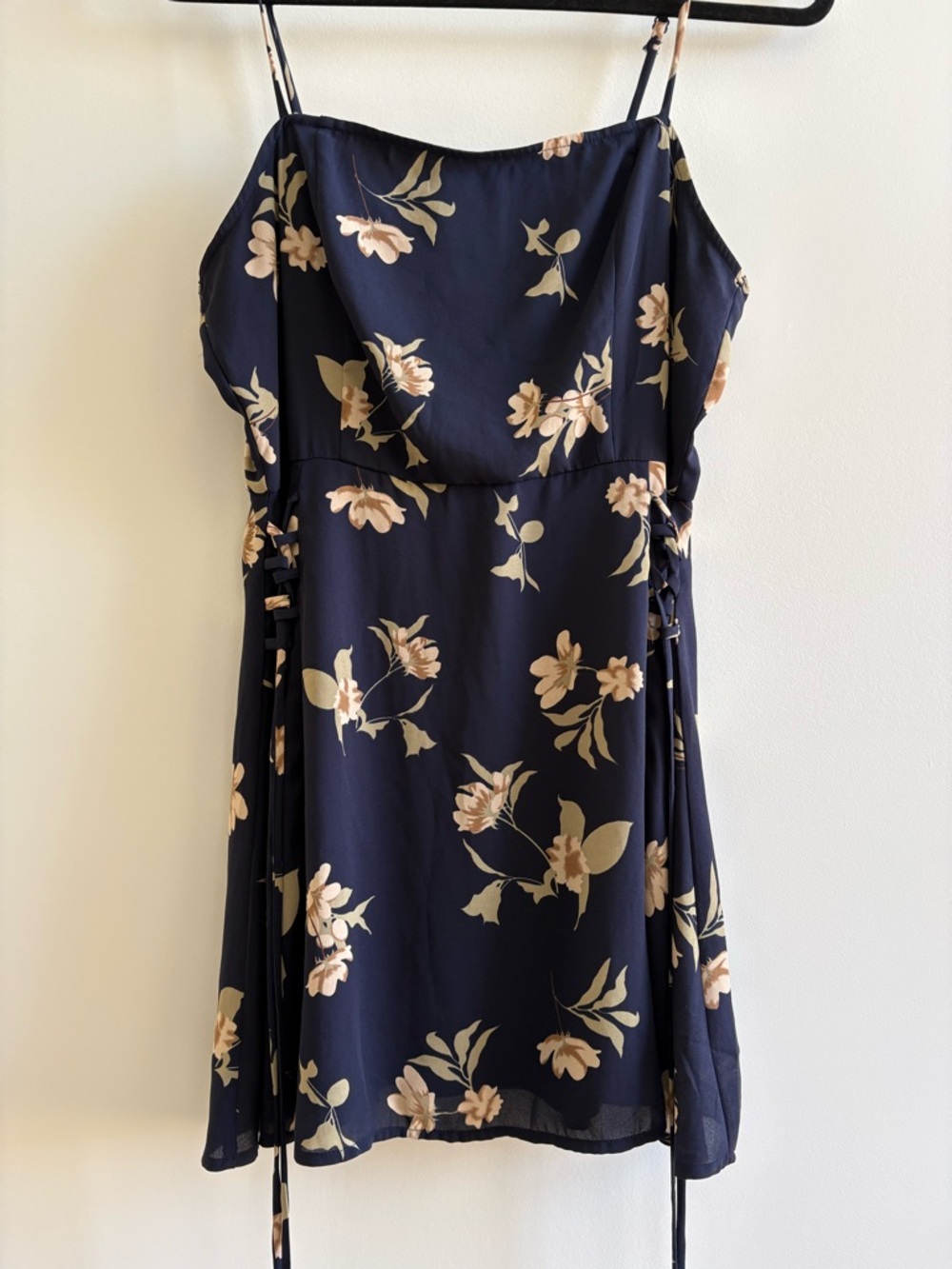 Lulu’s Navy Floral Spaghetti Strap Mini Dress - Picture 6 of 12